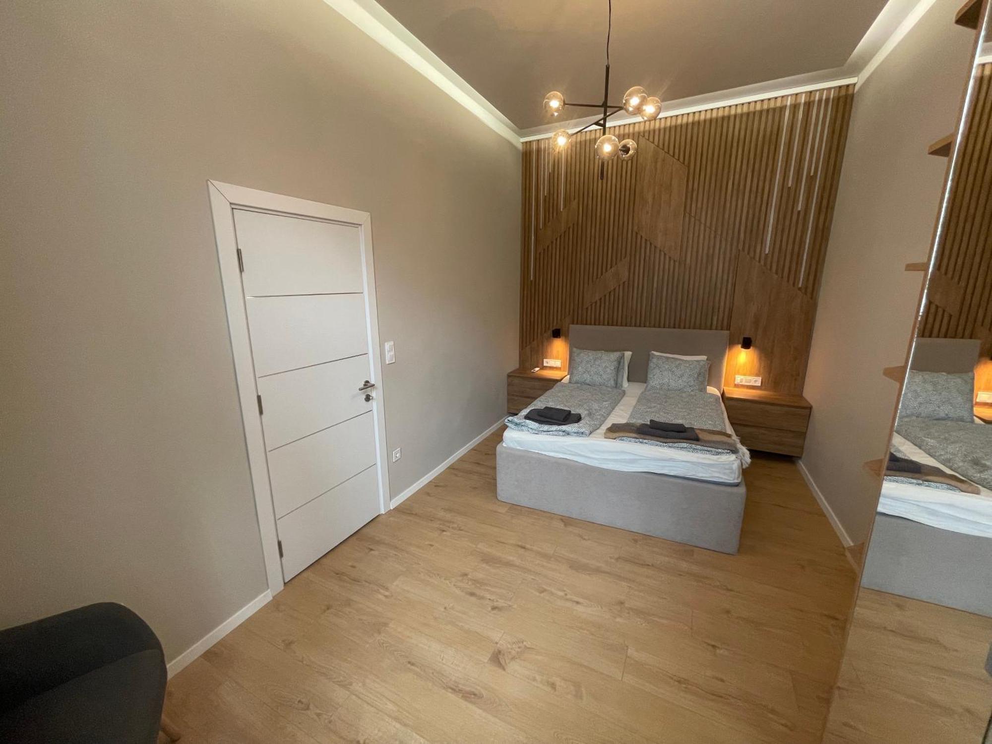 Apartmán Center 4! Modern And Cozy 3br In Center! *