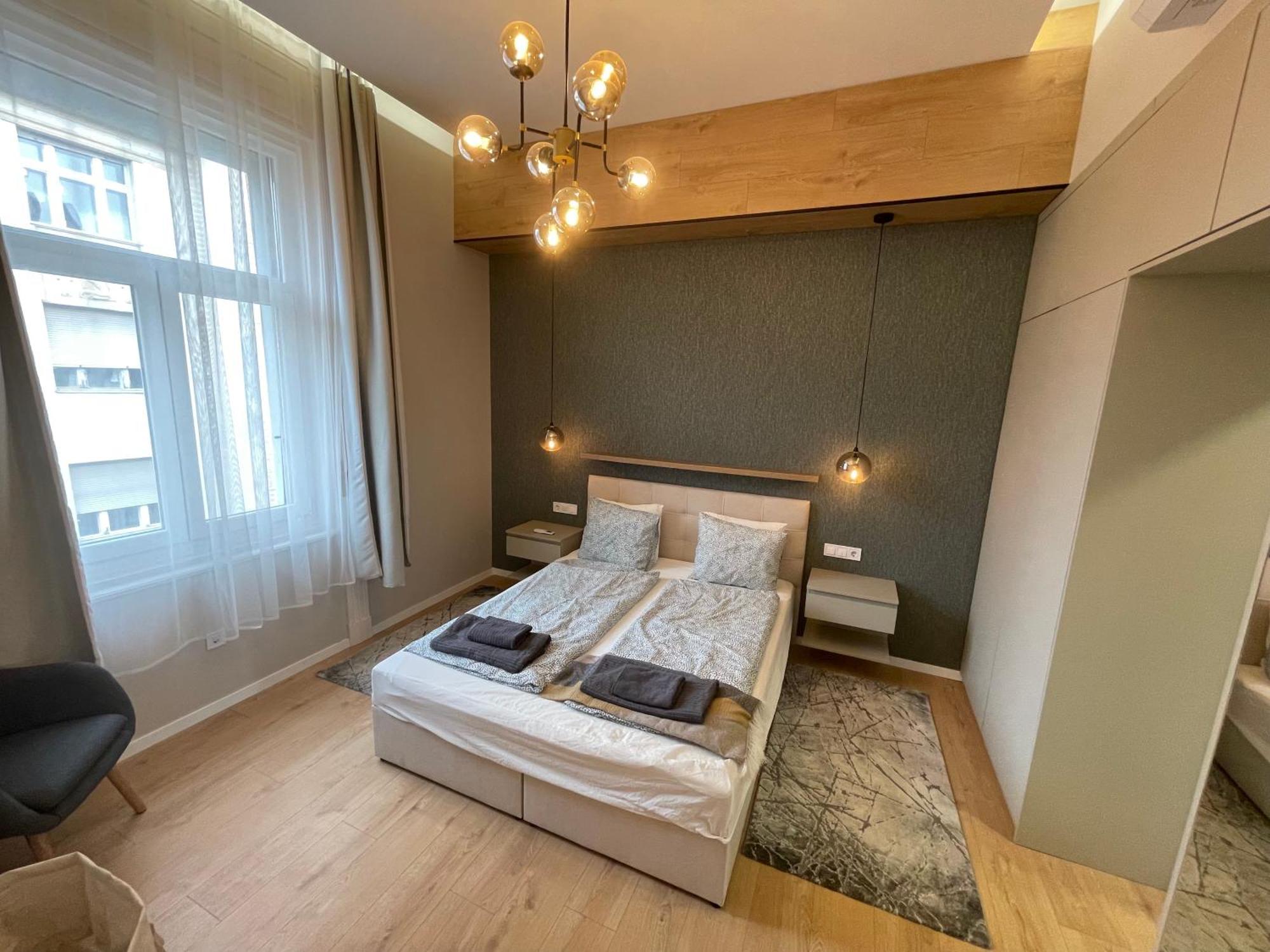 Apartmán Center 4! Modern And Cozy 3br In Center! *